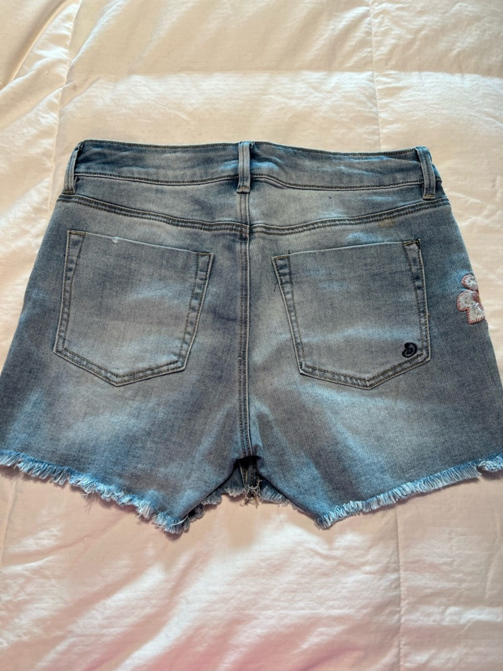 Indigo Rein Embroidered
Denim Shorts Raw Hem Festival Boho - Picture 7 of 10